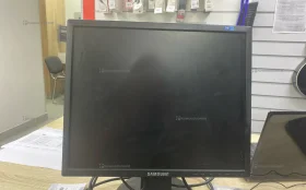 Монитор Samsung 943 N