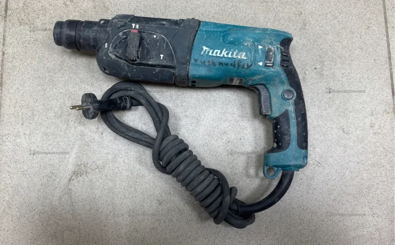 перфоратор Makita  hr2470