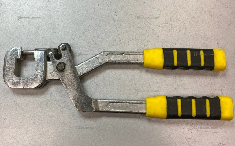 Просекатель для металлического профиля 300 мм