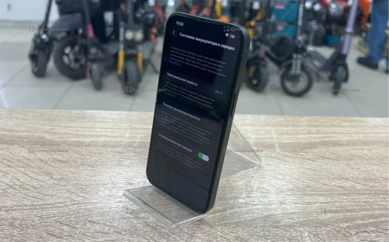 Apple iPhone 13 4/128 ГБ