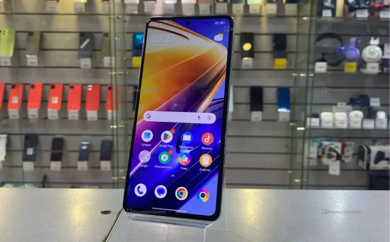 Xiaomi Poco F4 GT 12/256 ГБ