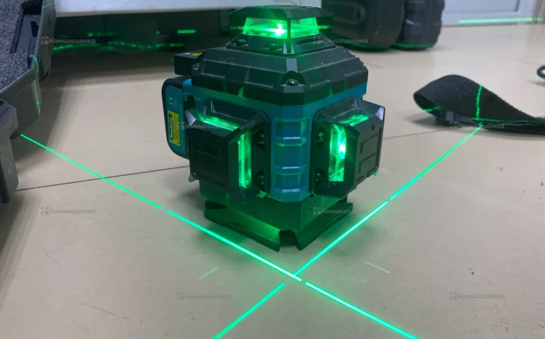 Лазерный уровень Makita Реплика 4D