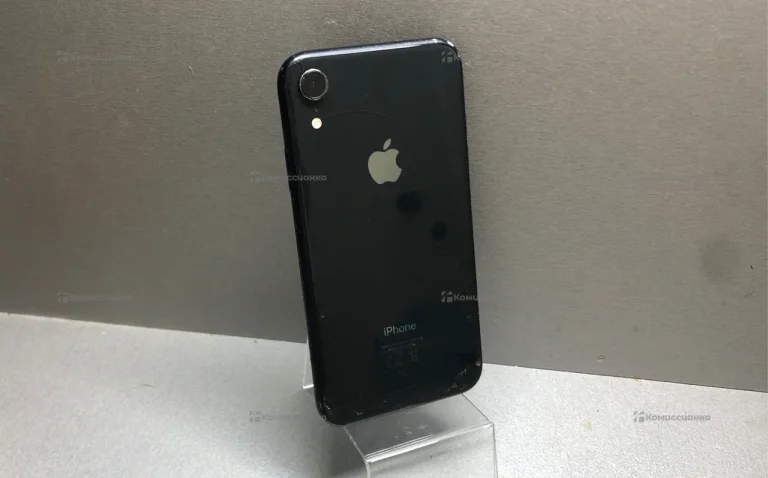 Apple iPhone XR 64GB..