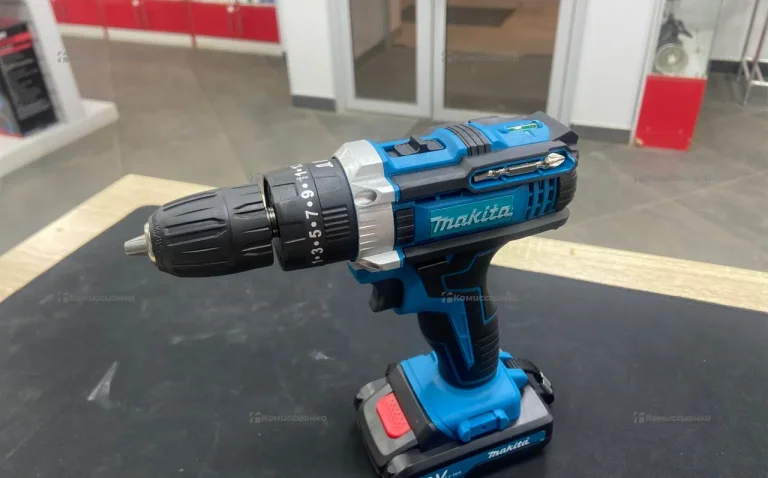 дрель-шуруповерт Makita (реплика)