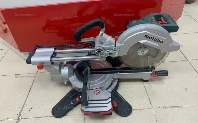Торцовочная пила metabo KGS 254 M