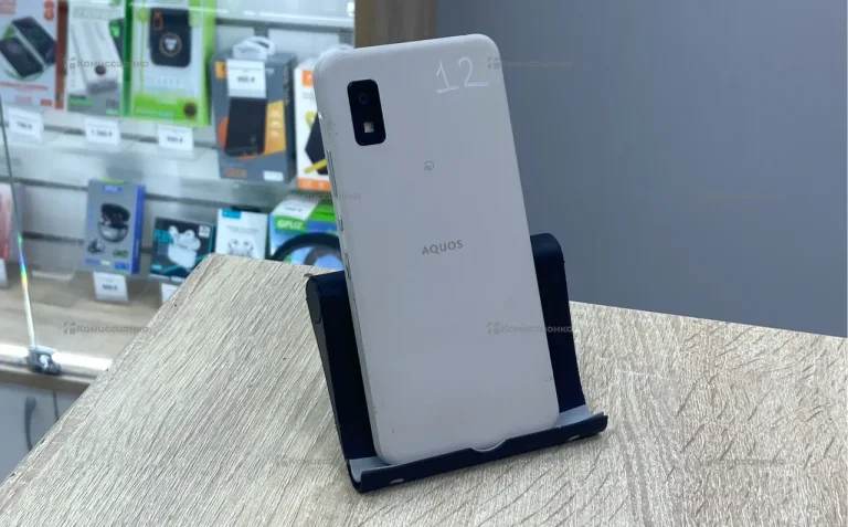 Sharp Aquos wish 4/64 ГБ