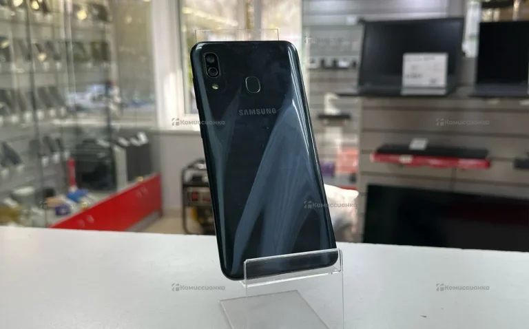 Samsung Galaxy A30 3/32 ГБ