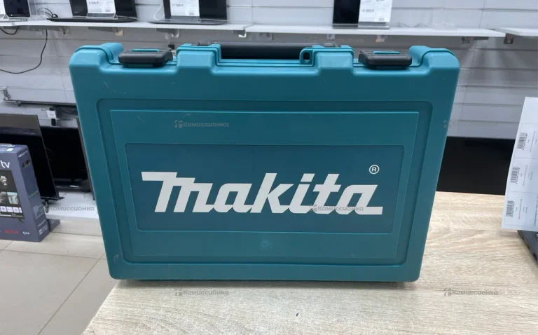 Перфоратор Makita 2470HR