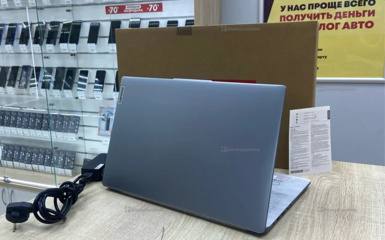 Ноутбук  LENOVO IdeaPad Slim 3