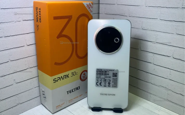 Tecno Spark 30C 4/128 ГБ