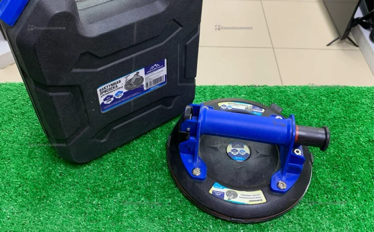 Вакуумная присоска для плитки и стекла 0017 01 01