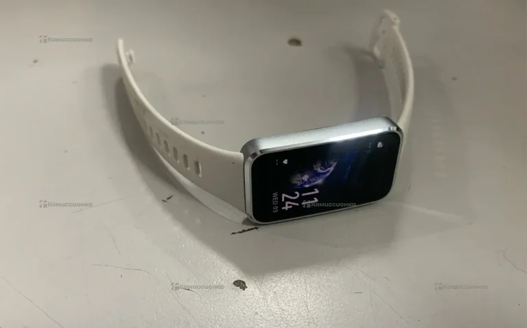 Часы  Huawei band 10