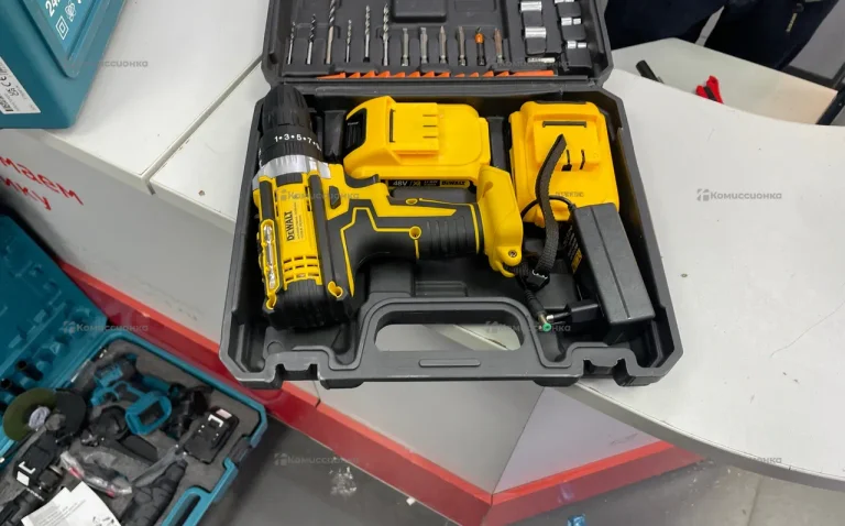 Шуруповерт DeWalt 48V реплика