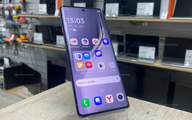 Tecno Camon 40 Pro 12/256 ГБ
