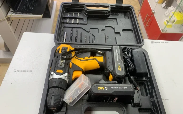 Аккумуляторная дрель-шуруповерт DEKO Banger 12V