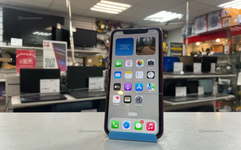 Apple iPhone XR 3/128 ГБ