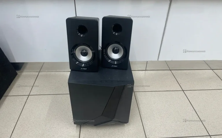 Музыкальный центр  f-80