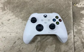 Купить Xbox Геймпад Xbox One б/у , в Москва и область Цена:2500рублей