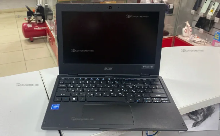 Ноутбук ACER TraveMate B118 N16Q15