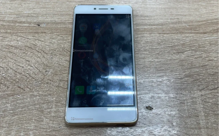 Micromax Canvas Blaze 4G Q400 1/8 ГБ