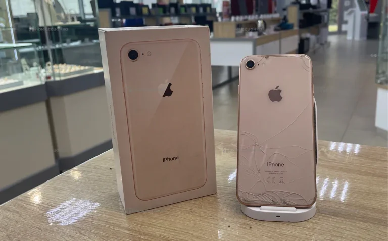 Apple iPhone 8 2/64 ГБ