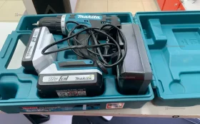 Шуруповерт Makita df488