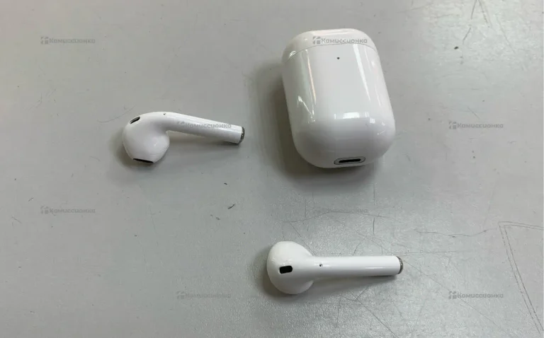 Наушники белые