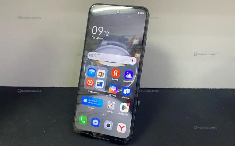 Tecno Spark 30C 4/128 ГБ