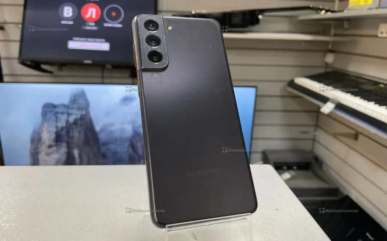 Samsung Galaxy S21 8/128 ГБ