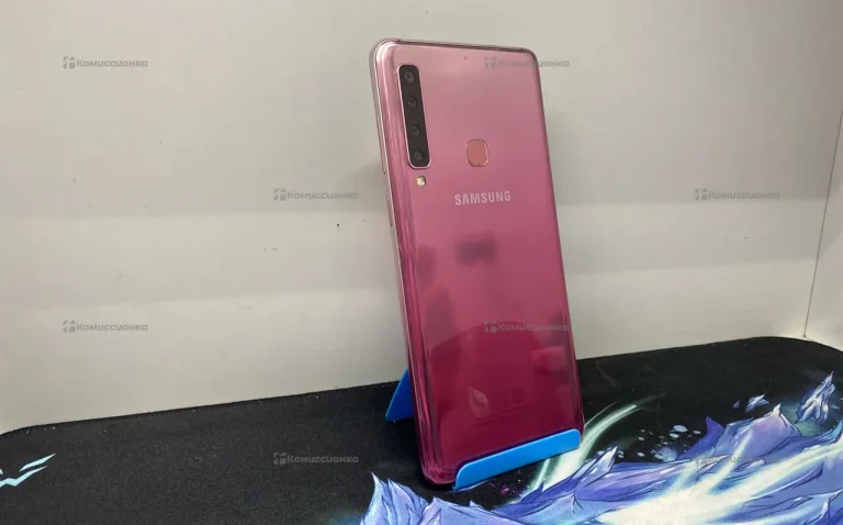 Телефон Samsung Galaxy A9 (2018) 6/128 ГБ