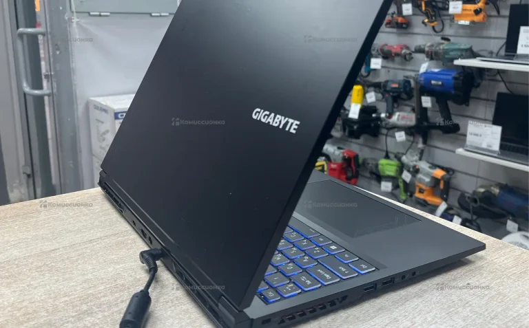 Ноутбук Gigabyte G6 KF