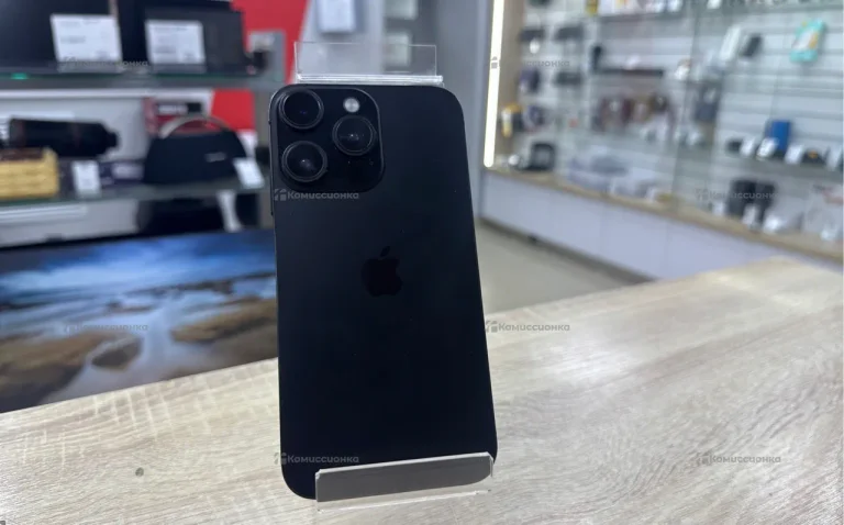 Apple iPhone XR 128Gb (в корпусе 15 pro)