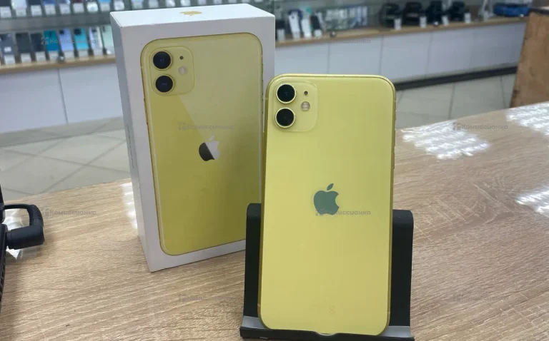 Apple iPhone 11 4/128 ГБ