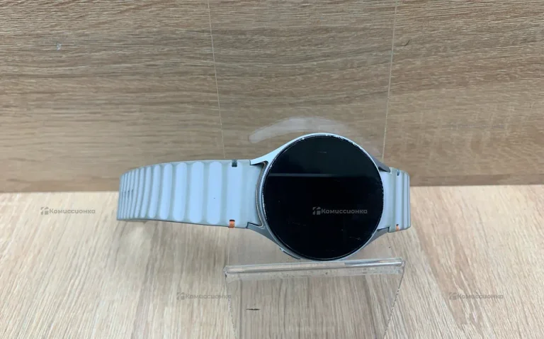 Часы  Samsung Galaxy watch 7