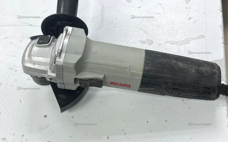 Углошлифовальная машина Ресанта УШМ-125/1100