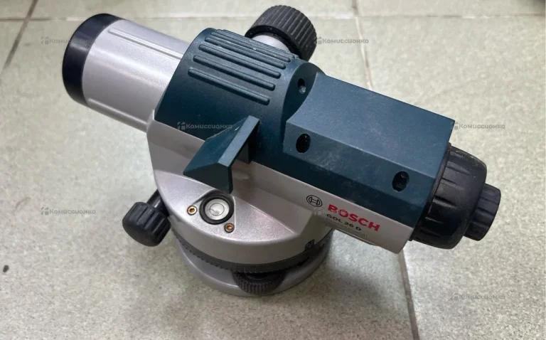 Оптический нивелир Bosch GOL 26 D Professional (06