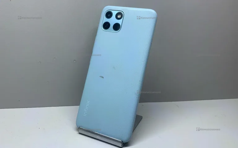 Infinix Smart 6 HD 2/32 ГБ