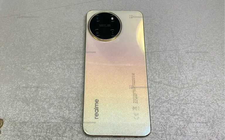 Realme 11 8/256 Гб