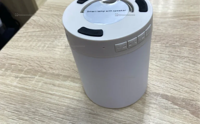 Колонка  Smart Lamp With Spaeker