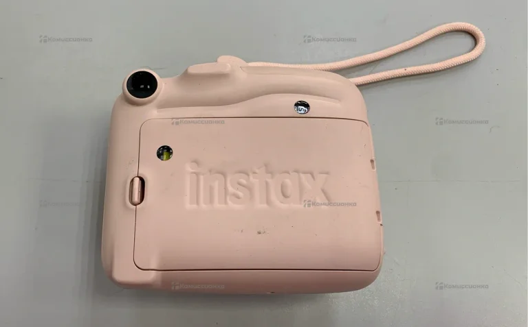 Фотоаппарат  Instax mini 11