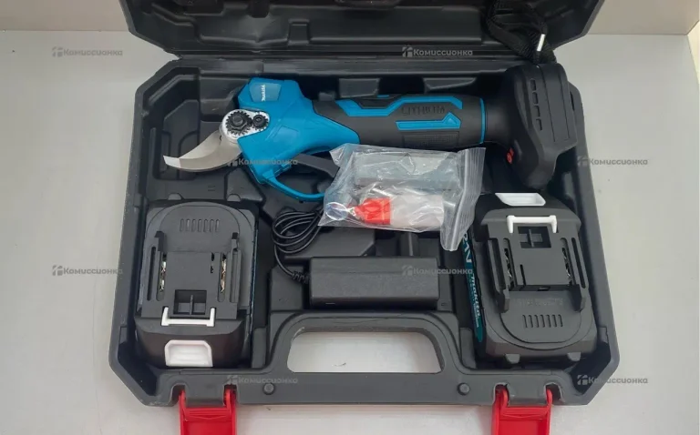 Секатор Makita