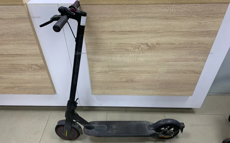 Электросамокат Xiaomi mi Electric Pro 2