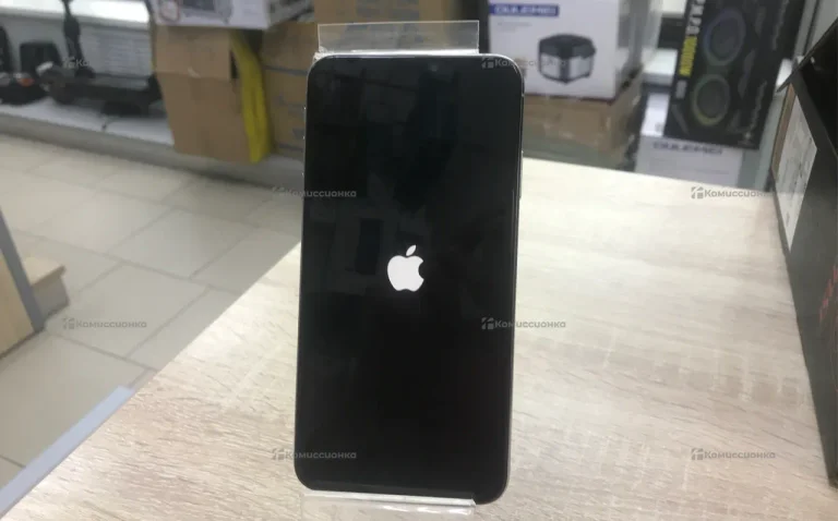 Apple iPhone XS 4/64 ГБ