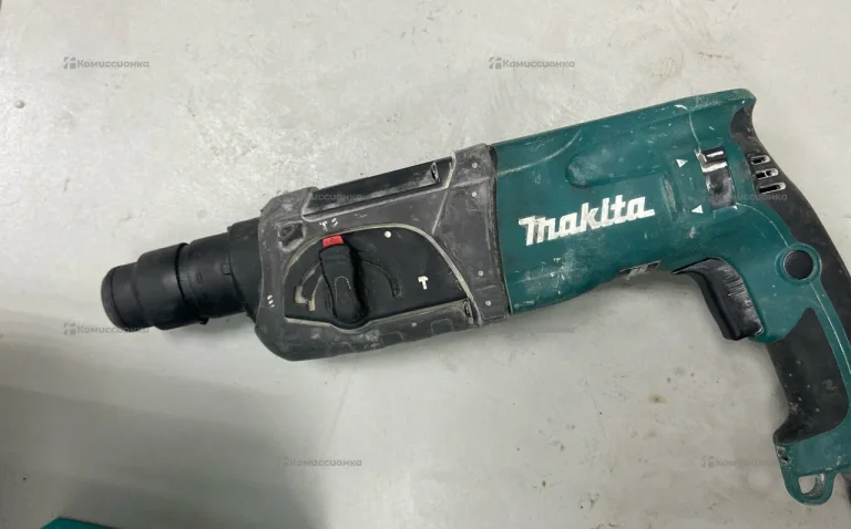 Перфоратор makita HR2470