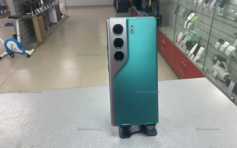 Tecno Camon 40 8/256 ГБ