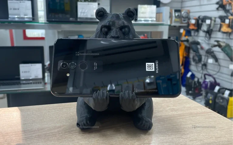 Huawei Mate 20 lite 4/64 ГБ