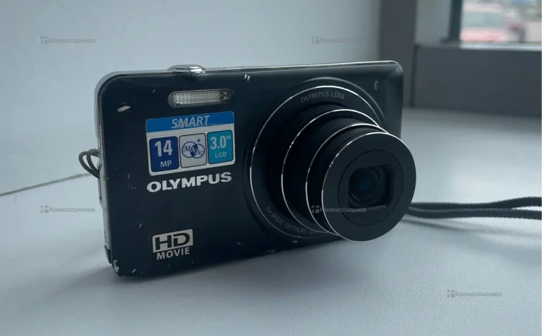 Фотоаппарат Olympus D-715