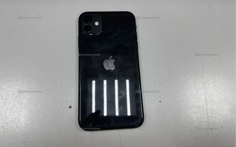 Apple iPhone 11 4/128 ГБ
