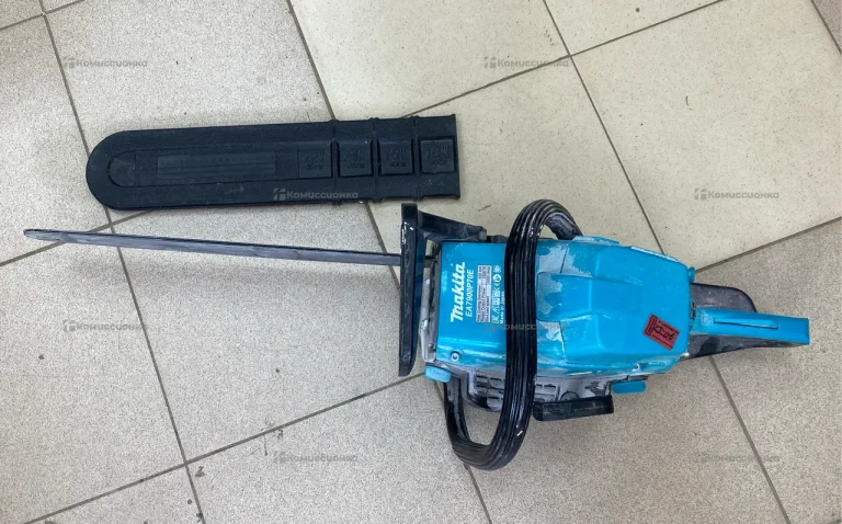 Бензиновая пила Makita EA7900P70E