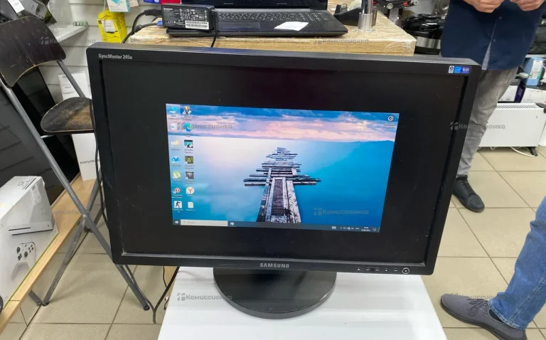 Монитор Samsung SyncMaster 245B